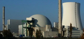 estación de energía nuclear