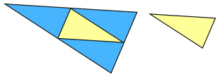 triángulos similares: el pequeño encaja dentro del grande 3 veces