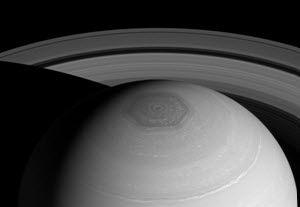 Hexágono en Saturno